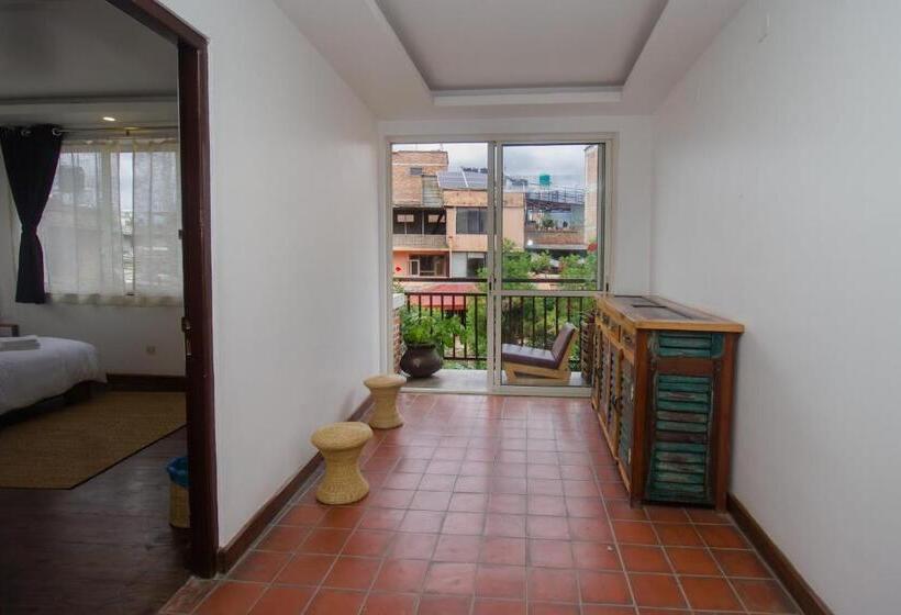 پانسیون Yalamul Garden