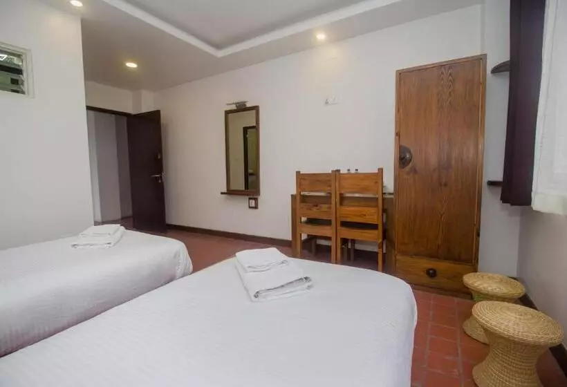 پانسیون Yalamul Garden