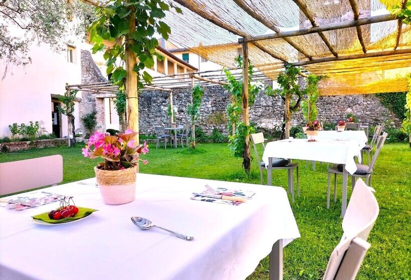 Badia Giulia Prestigious Historical B&b, Camaiore Adults Only No Pets