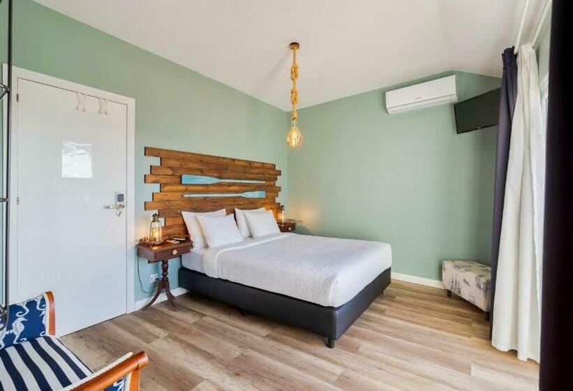 تختخواب و صبحانه Marina Blue   Apartments & Suites