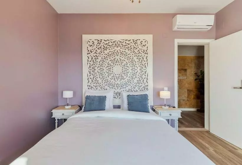 تختخواب و صبحانه Marina Blue   Apartments & Suites