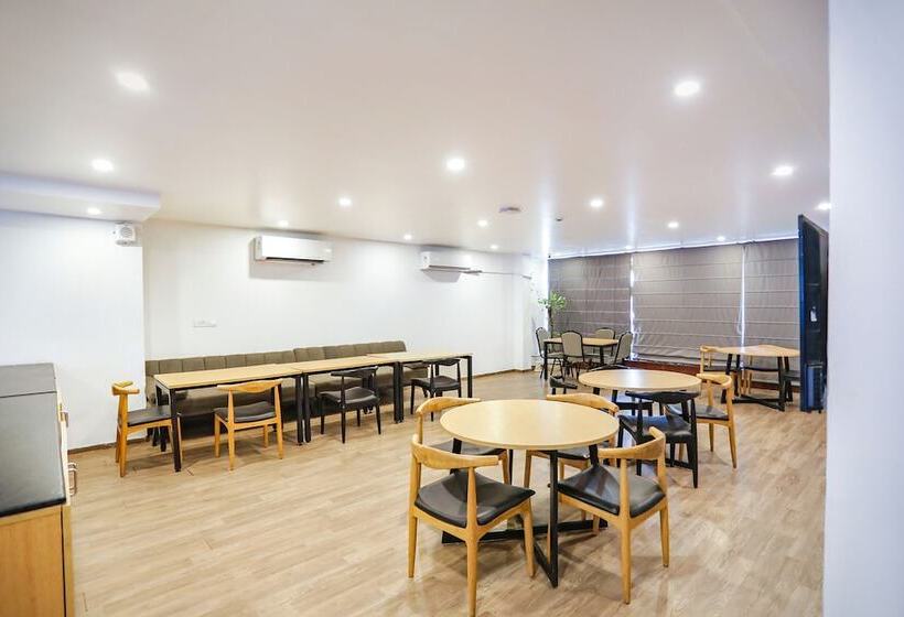 Fabhotel Arena Heritage