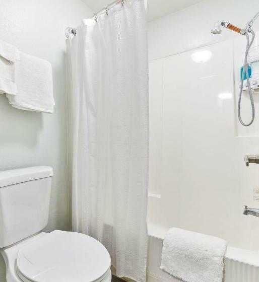 Harper Valley Resort   Kimberling City Mo