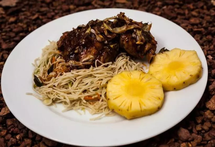 Hotelli Lagoon Villa