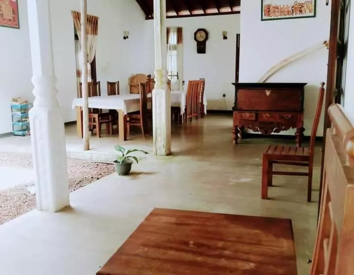 Hotelli Lagoon Villa