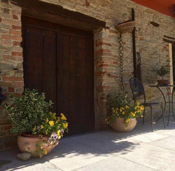 بنسيون Cascina Filipot