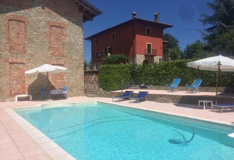 بنسيون Cascina Filipot