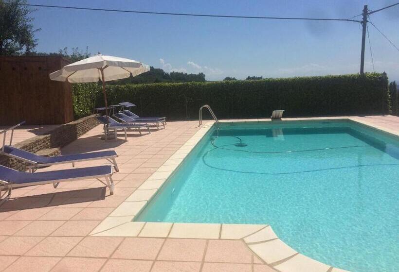 بنسيون Cascina Filipot