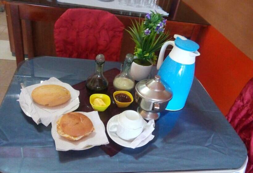 پانسیون La Torre Inn