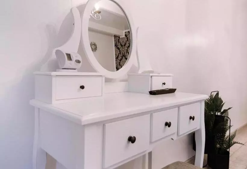 پانسیون Popas Boutique