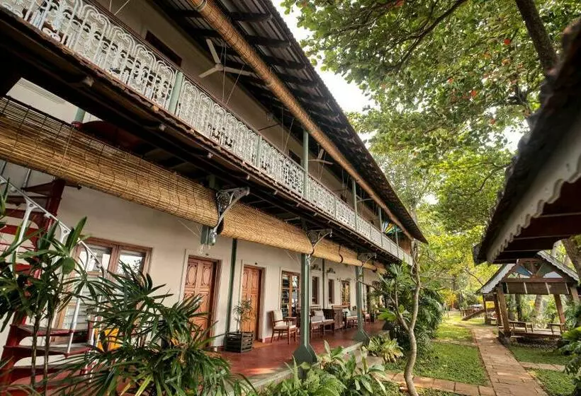 استراحتگاه Samiira On Ashtamudi Lake