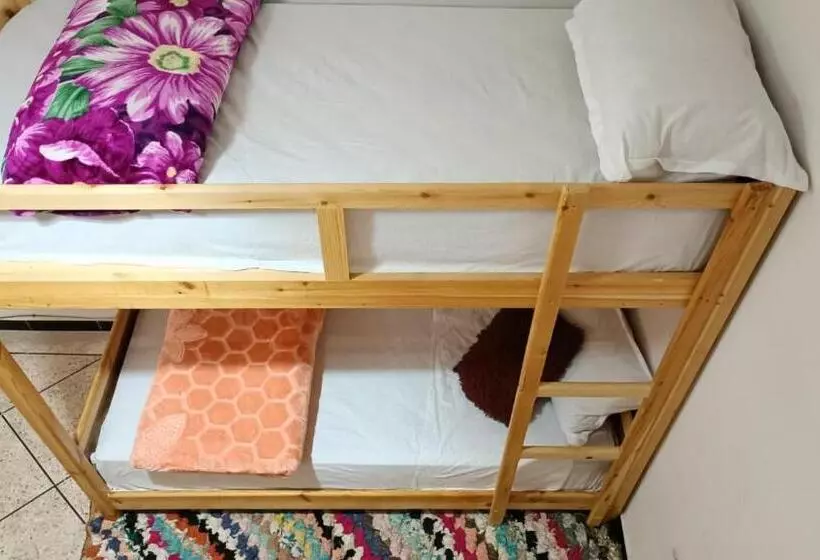 ベッドアンドブレックファースト Afgo Hostel