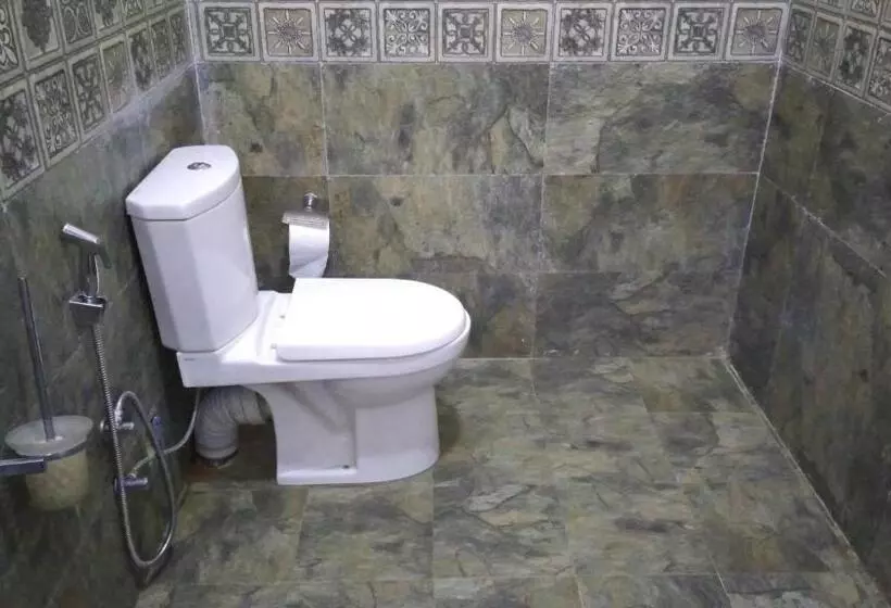 پانسیون Villa Free Way