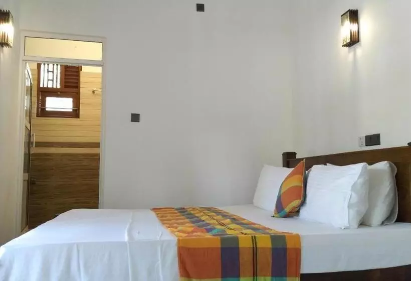 پانسیون Villa Free Way