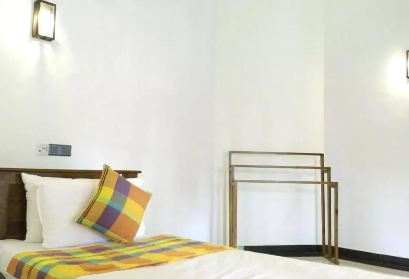 پانسیون Villa Free Way