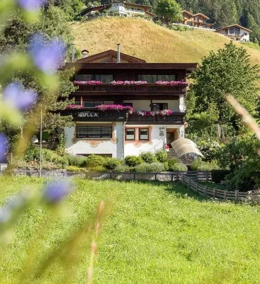 Pension Gulla   Ferienhaus Appartements B&b
