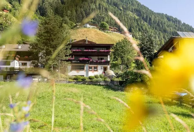 Pension Gulla   Ferienhaus Appartements B&b