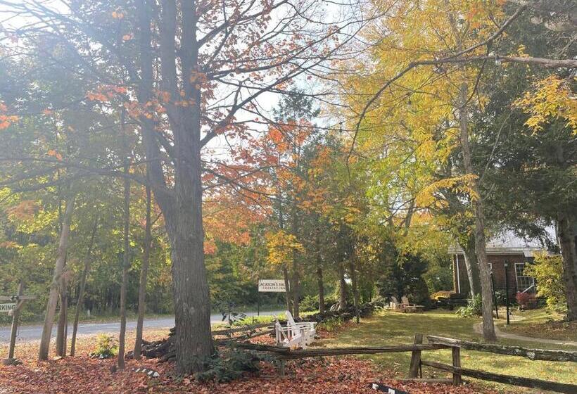 فندق صغير Jackson S Falls Country Inn