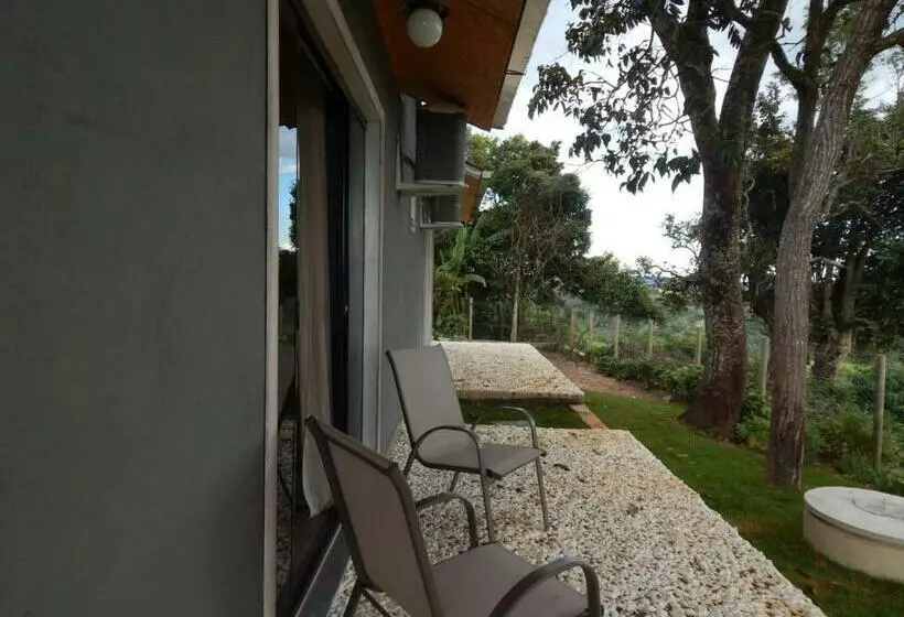 Retkeilymaja Pousada Bella Vista