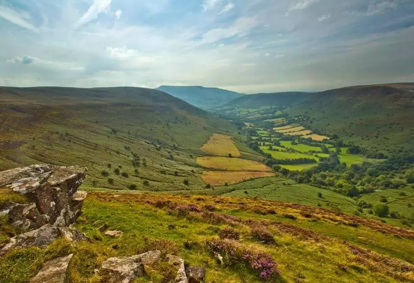 Aamiaismajoitus (B&B) Brynderwen