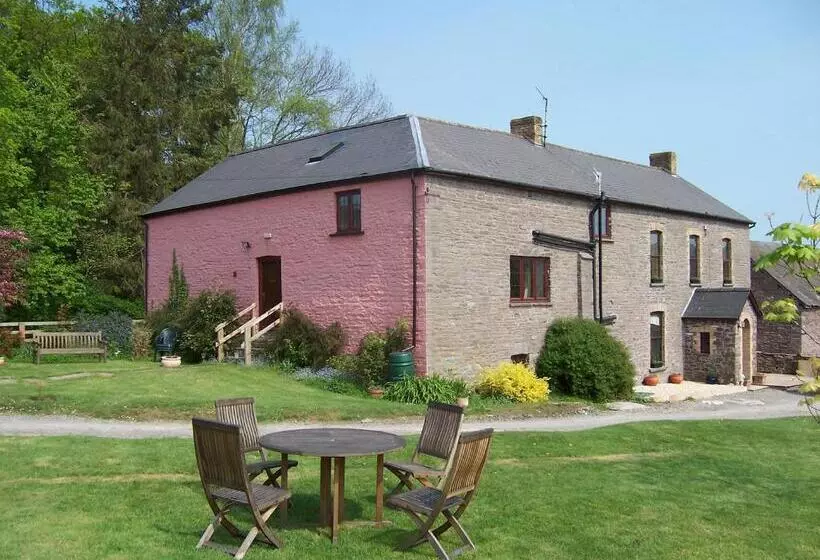 Aamiaismajoitus (B&B) Brynderwen