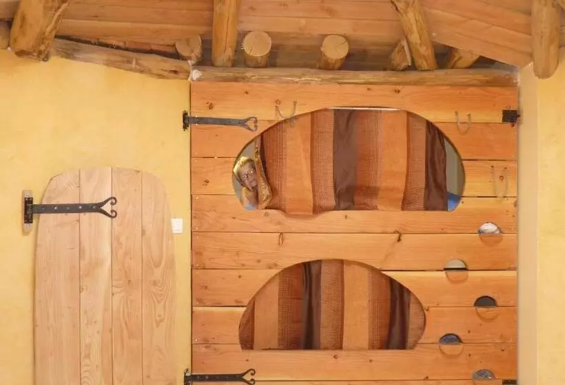 ベッドアンドブレックファースト Cabane Hobbit De Samsaget