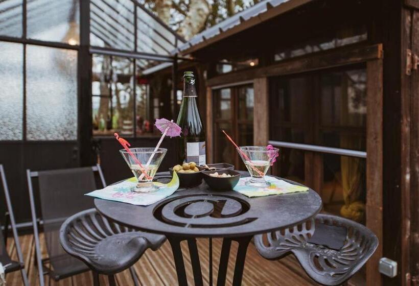 ベッドアンドブレックファースト Gite Insolite Domaine Forrest Loire