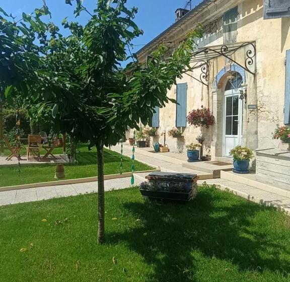 Bed and Breakfast La Girondine