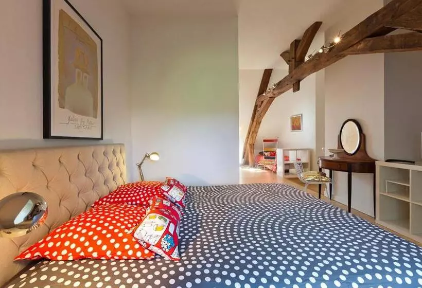 ベッドアンドブレックファースト La Tour Charlemagne