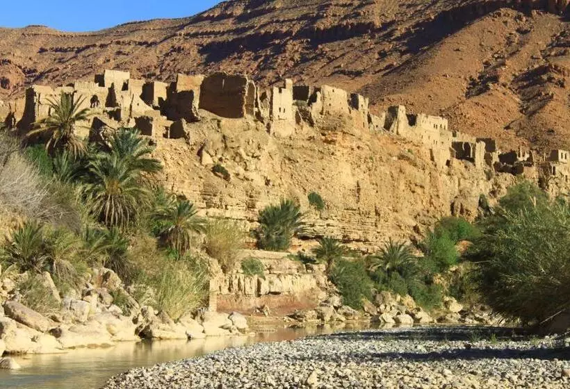 ベッドアンドブレックファースト Oasis Travel