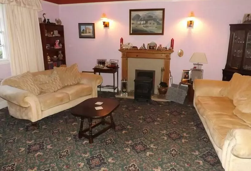 ベッドアンドブレックファースト Peartree Farm