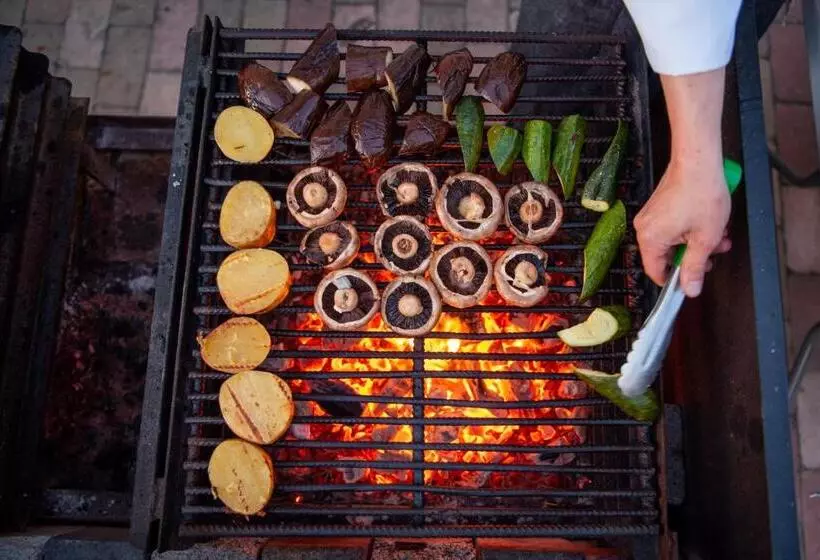 ベッドアンドブレックファースト Szobi Malomkert Fogadó