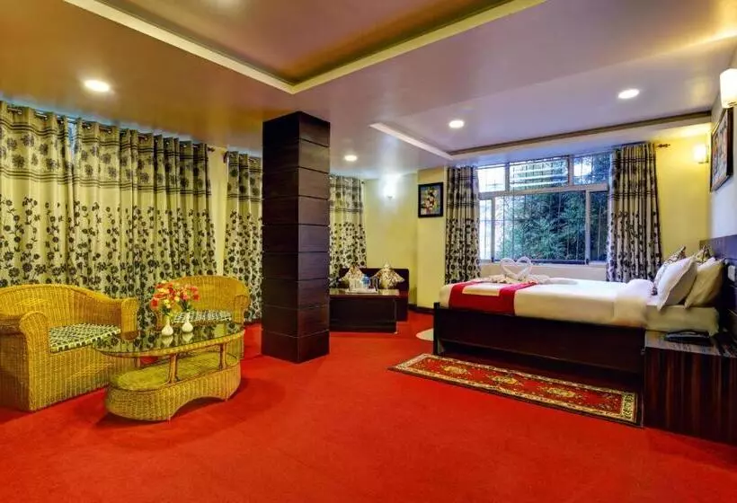 ホテル Golden Tashi Gakhil Resort