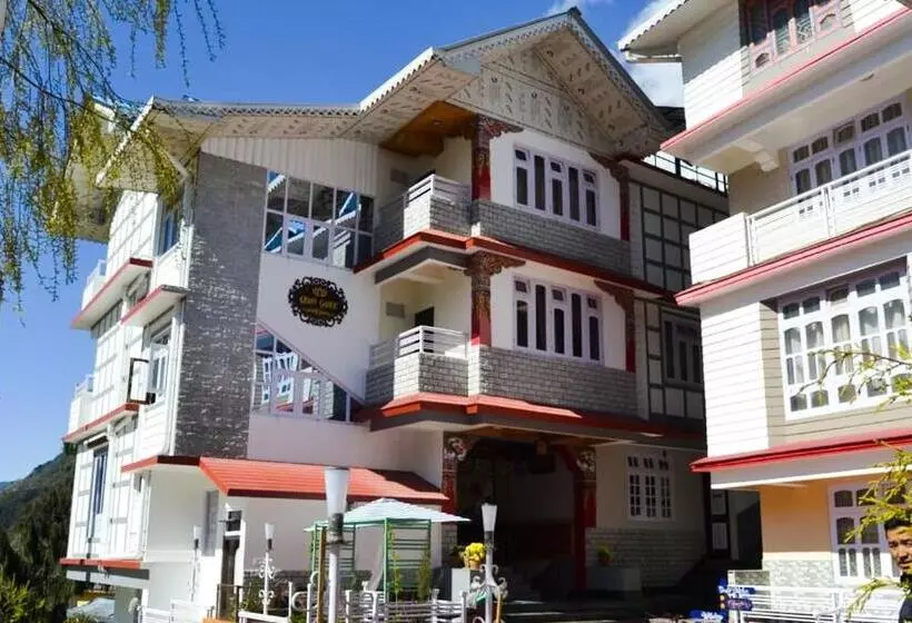 ホテル Golden Tashi Gakhil Resort