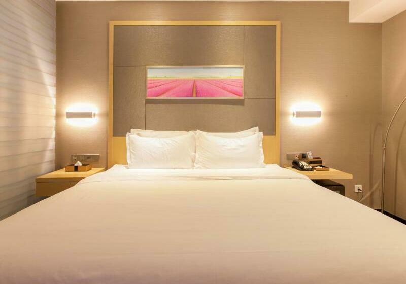 Lavande Hotel Wuhan Xudong Branch