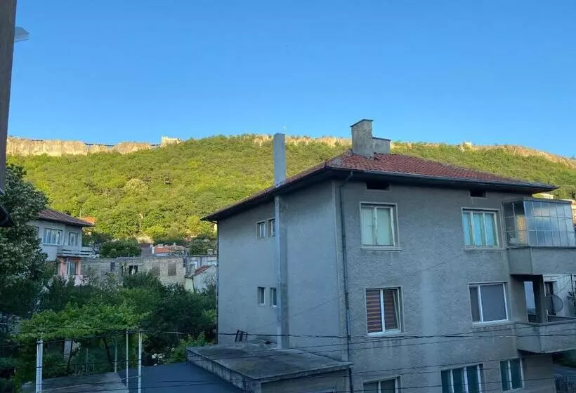 ペンション стаи за гости маринови