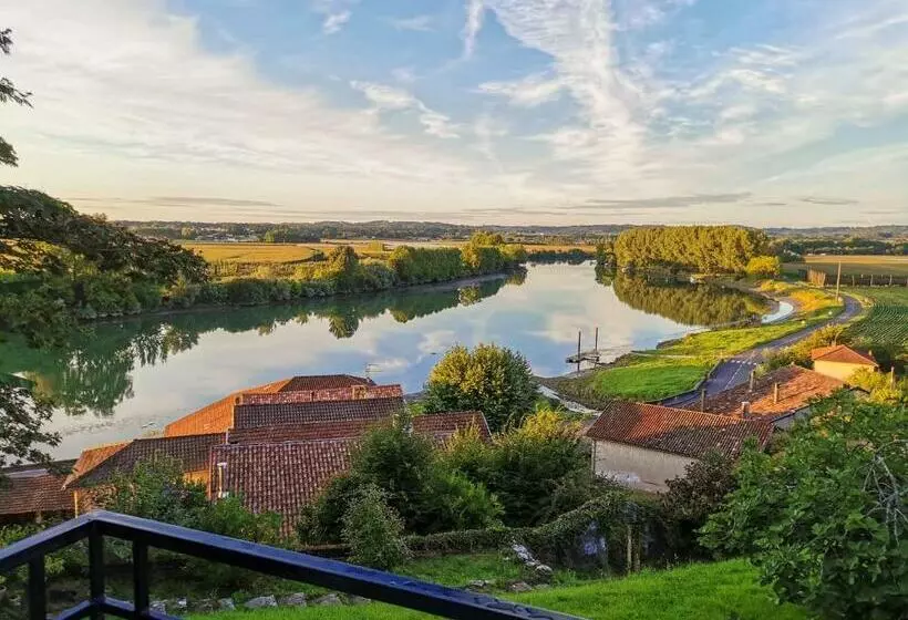 ペンション L écrin Des Gaves