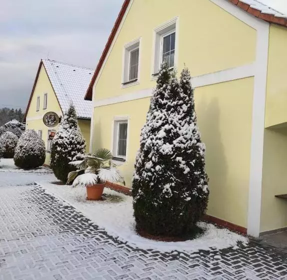 Majatalo Penzion Kosky