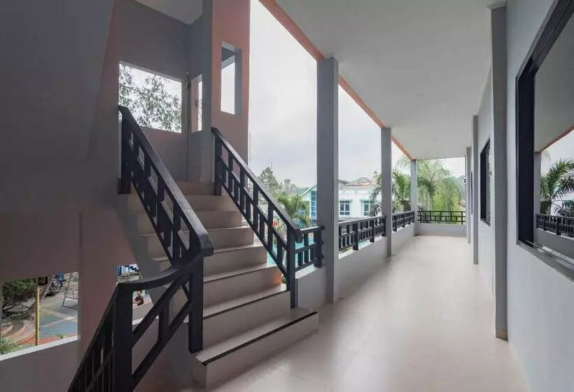 Urbanview Hotel Sagara Bogor