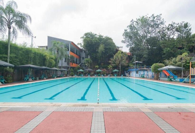 Urbanview Hotel Sagara Bogor