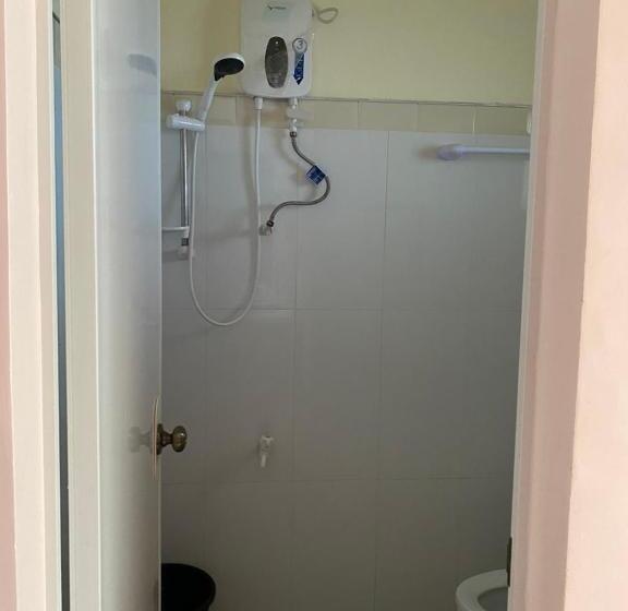 Auberge Hôtelière Kellocks Seaview Apartelle