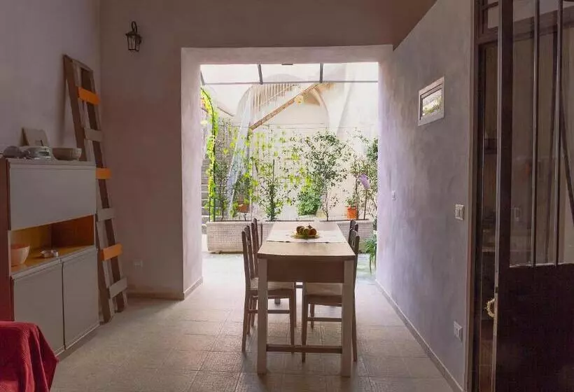 Aamiaismajoitus (B&B) Al Vicolo Stretto