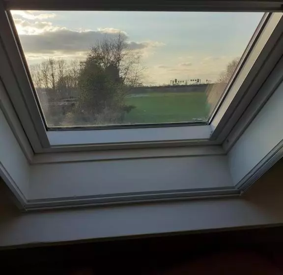 ベッドアンドブレックファースト At Marries