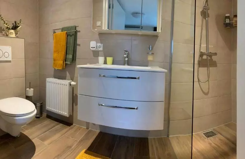 ベッドアンドブレックファースト At Marries