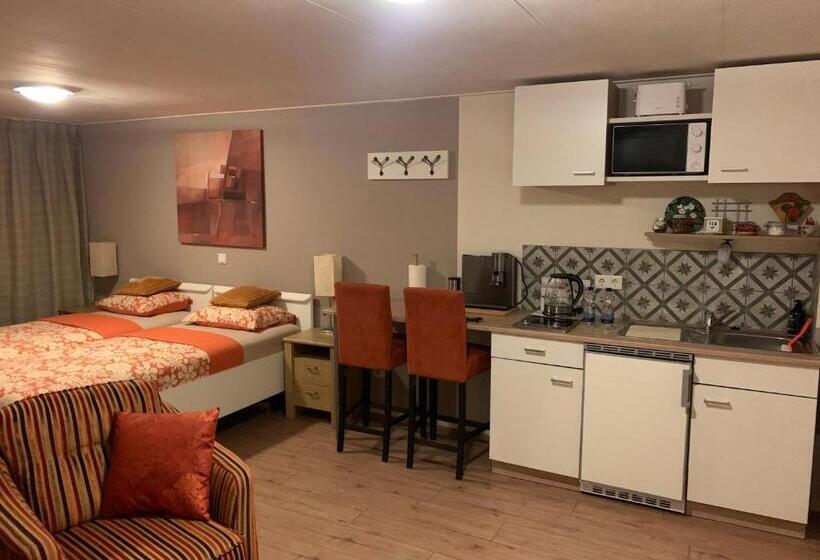 Bed and Breakfast At Marries