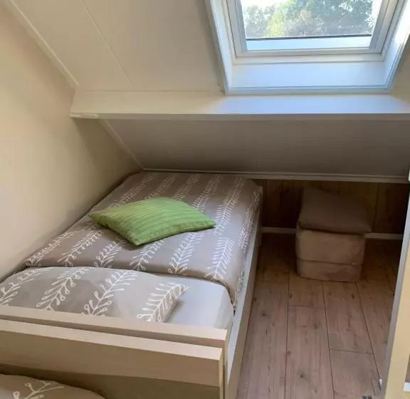 ベッドアンドブレックファースト At Marries