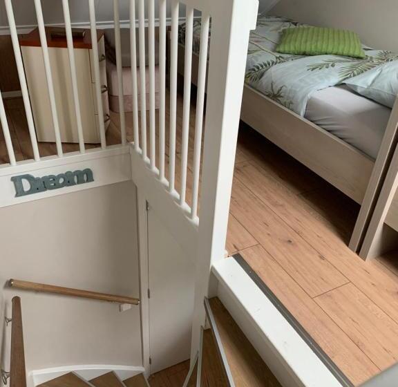 Bed and Breakfast At Marries