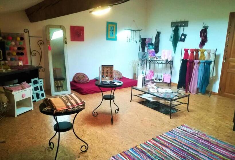 住宿加早餐 Au Monde De Maëlle