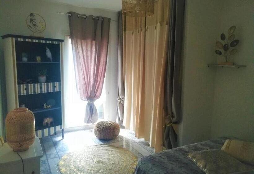 住宿加早餐 Au Monde De Maëlle