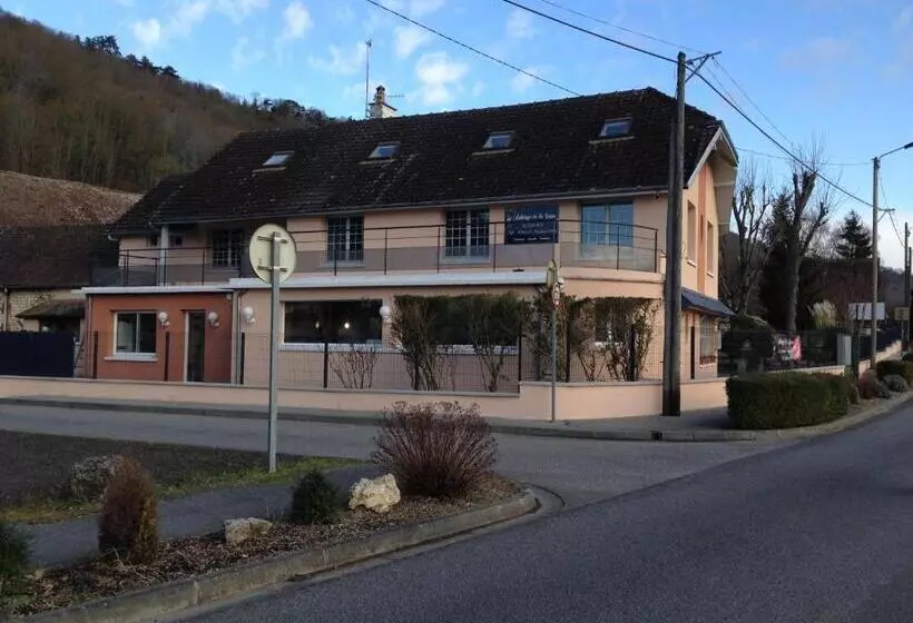 Aamiaismajoitus (B&B) Auberge De La Roque